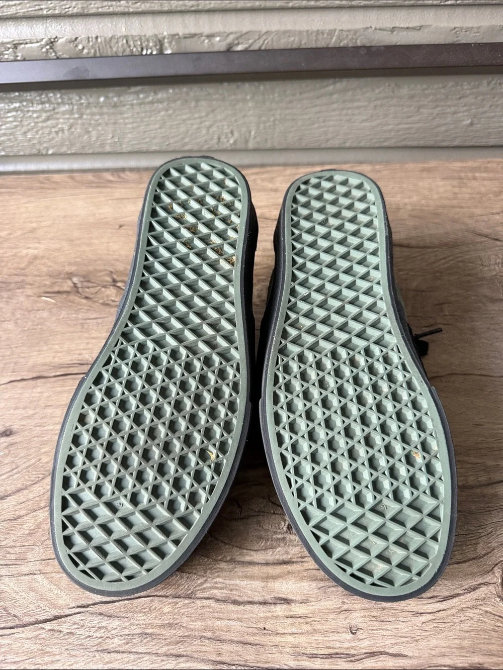 Vans by Harry Potter Unisex Black and Olive Low-Top Skate Sneakers